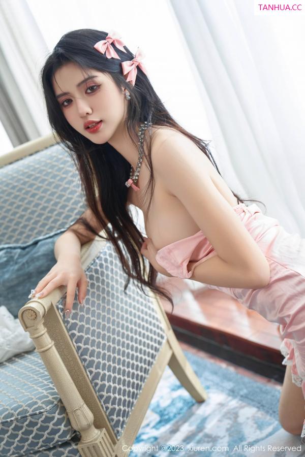 李浅浅  [XiuRen]高清写真图 2023.11.01 No.7595 浅浅Danny 清纯美腿第49张图片